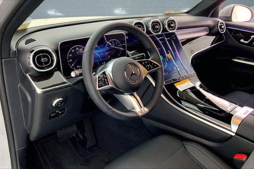 2025 Mercedes-Benz GLC 300 Base