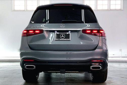 2025 Mercedes-Benz GLS 450 4MATIC