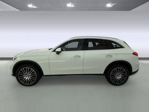 2023 Mercedes-Benz GLC 300 4MATIC