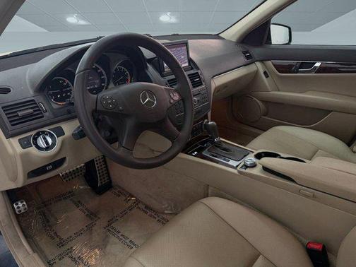 2011 Mercedes-Benz C-Class Sport