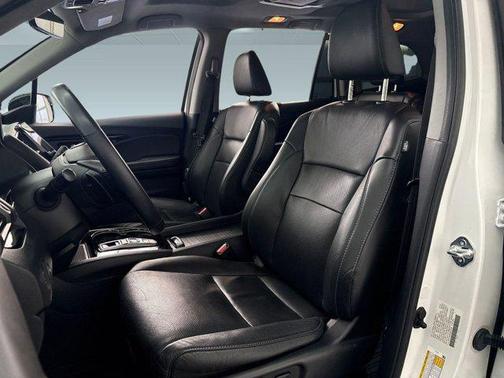 2022 Honda Pilot AWD Elite
