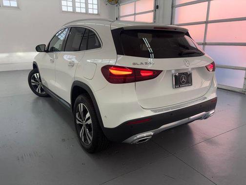 2025 Mercedes-Benz GLA 250 4MATIC