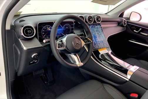 2025 Mercedes-Benz GLC 350e Base