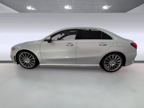 2022 Mercedes-Benz A-Class A 220