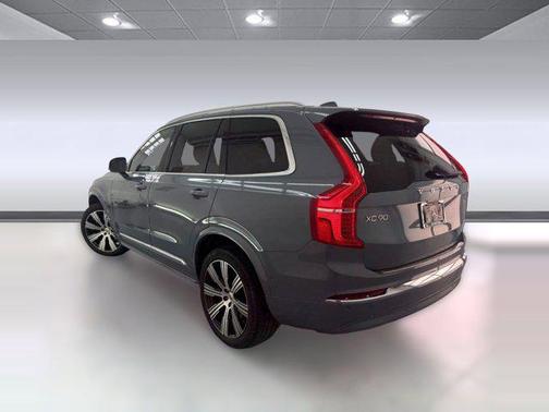 2023 Volvo XC90 B6 Ultimate 7-Seater