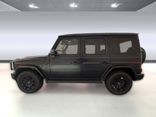 MANUFAKTUR Night Black Magno 2026 Mercedes-Benz G-Class G 550
