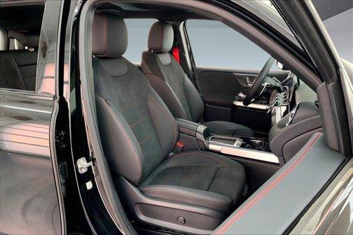 2025 Mercedes-Benz AMG GLB 35 4MATIC