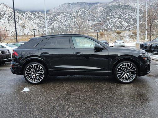 2025 Audi SQ8 4.0T Premium Plus