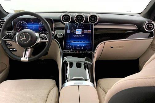 2025 Mercedes-Benz GLC 300 Base