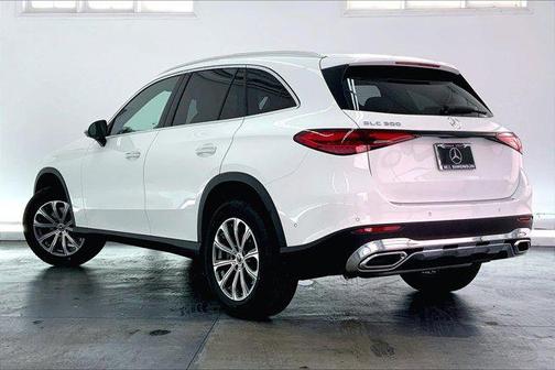 2025 Mercedes-Benz GLC 300 Base