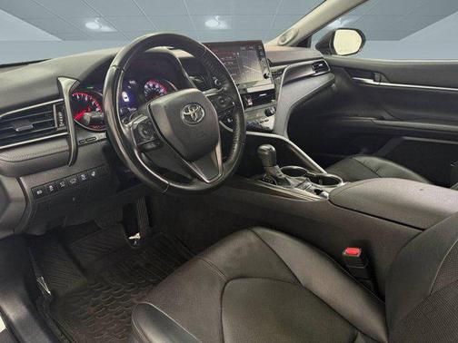 Celestial Silver Metallic/Midnight Black Metallic 2022 Toyota Camry XSE