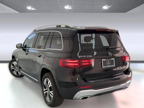 2026 Mercedes-Benz GLB 250 Base