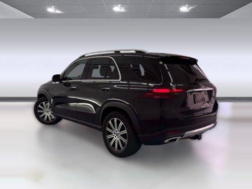 Obsidian Black Metallic 2026 Mercedes-Benz GLE 350 4MATIC