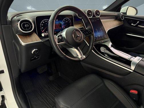 Polar White 2023 Mercedes-Benz GLC 300 Base