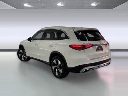 Polar White 2023 Mercedes-Benz GLC 300 Base