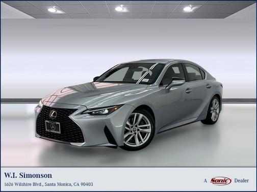 Iridium 2021 Lexus IS 300 Base