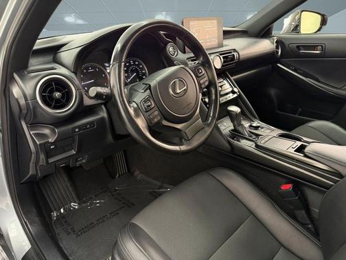 Iridium 2021 Lexus IS 300 Base