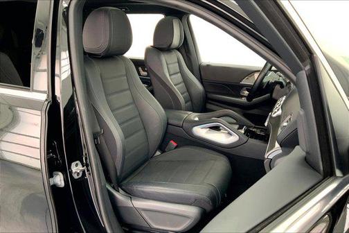 2023 Mercedes-Benz GLS 450 4MATIC