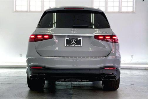 2025 Mercedes-Benz AMG GLS 63 Base