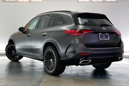 2025 Mercedes-Benz GLC 300 Base