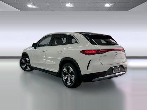 Polar White 2023 Mercedes-Benz EQE 350 4MATIC