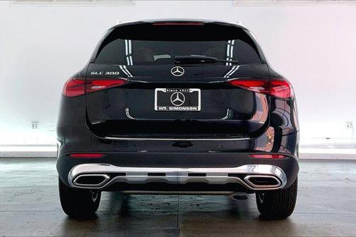 2025 Mercedes-Benz GLC 300 Base