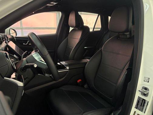 2024 Mercedes-Benz GLC 300 Base