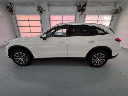 2024 Mercedes-Benz GLC 300 Base