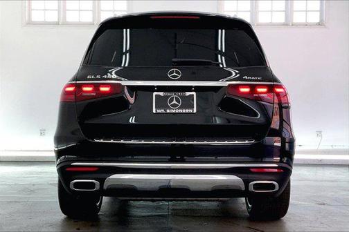 2025 Mercedes-Benz GLS 450 4MATIC
