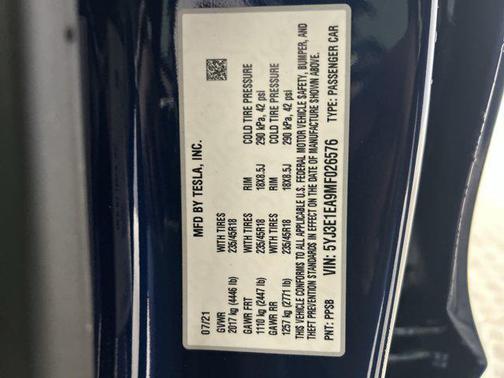 2021 Tesla Model 3 Standard Range Plus