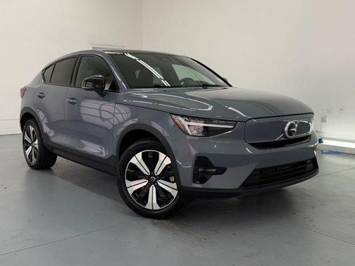 2023 Volvo C40 Recharge Pure Electric Twin Plus