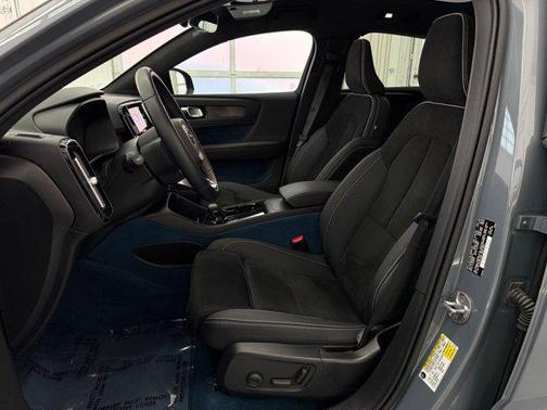 2023 Volvo C40 Recharge Pure Electric Twin Plus