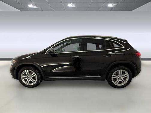 2021 Mercedes-Benz GLA 250 Base 4MATIC