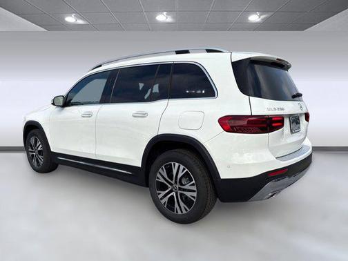 2026 Mercedes-Benz GLB 250 Base