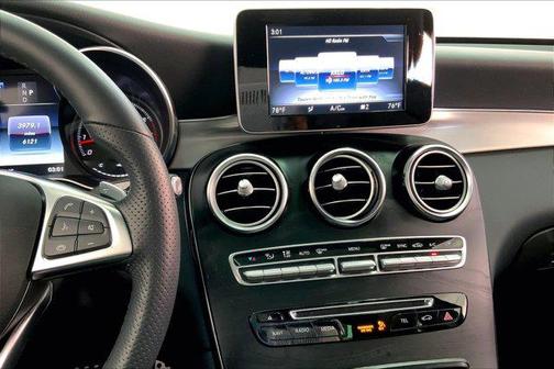 2019 Mercedes-Benz GLC 300 Base