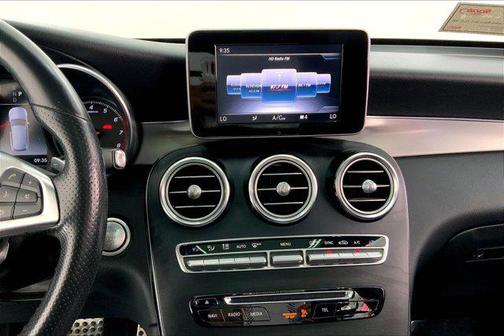 2019 Mercedes-Benz GLC 300 Base