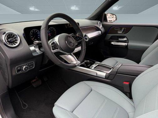 2026 Mercedes-Benz GLB 250 Base