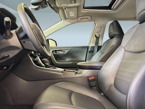 Wind Chill Pearl 2024 Toyota RAV4 Hybrid Limited
