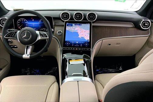 2025 Mercedes-Benz GLC 350e Base
