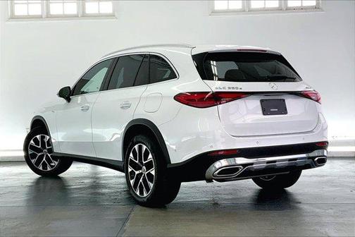 2025 Mercedes-Benz GLC 350e Base