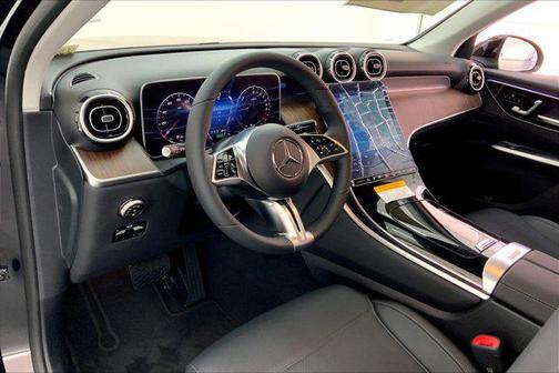 2025 Mercedes-Benz GLC 350e Base