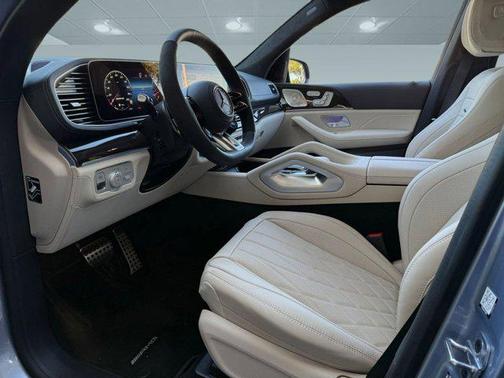 2026 Mercedes-Benz AMG GLS 63 Base