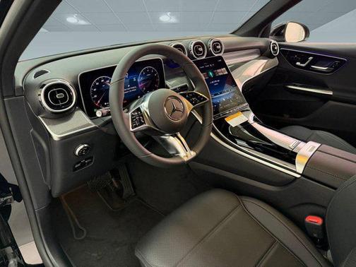 2026 Mercedes-Benz GLC 300 Base