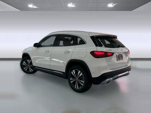2026 Mercedes-Benz GLA 250 4MATIC