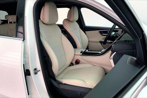 2025 Mercedes-Benz GLC 350e Base