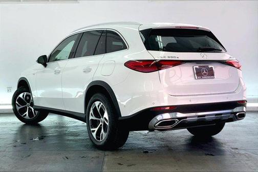2025 Mercedes-Benz GLC 350e Base