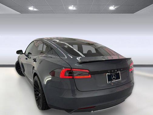2014 Tesla Model S 85