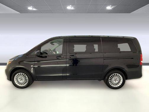 2023 Mercedes-Benz Metris Base