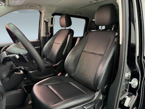 2023 Mercedes-Benz Metris Base