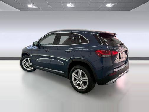 2023 Mercedes-Benz GLA 250 Base